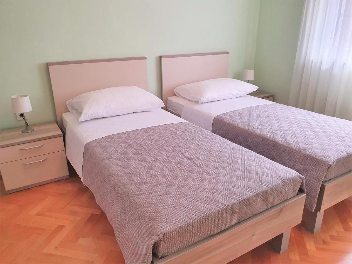 Apartments Martina Vodice Ngoại thất bức ảnh