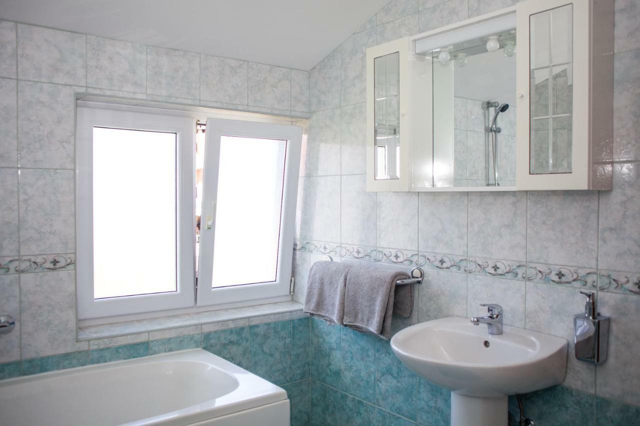 Apartments Martina Vodice Ngoại thất bức ảnh